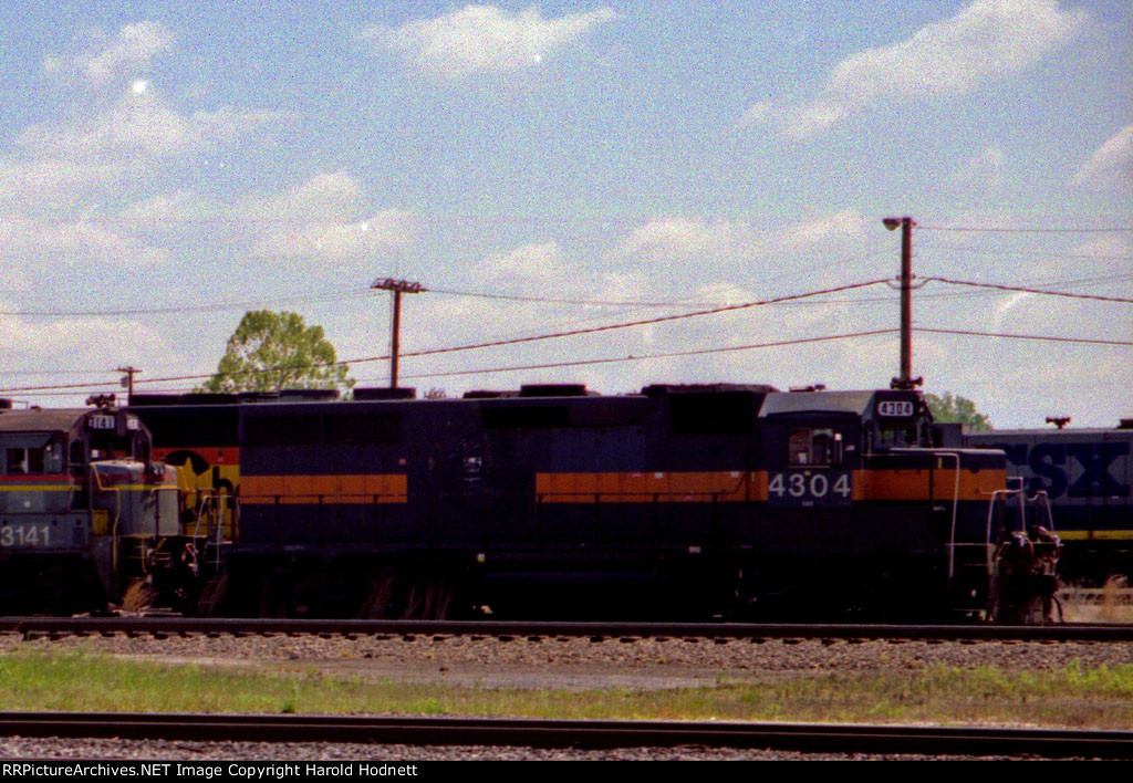 CSX 4304